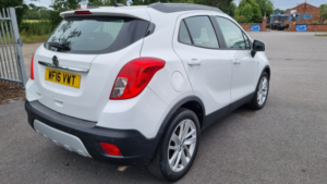 2016 Vauxhall Mokka 1.6 I Exclusiv in White — image 2