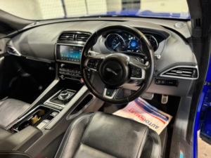 2019 Jaguar F-Pace 2.0 D180 R-Sport Auto AWD Euro 6 (s/s) 5dr in Blue — image 2