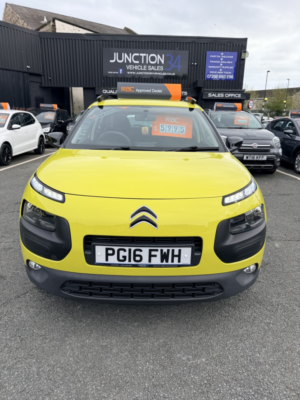 2016 Citroen C4 Cactus 1.2 Puretech Feel in Yellow — image 2