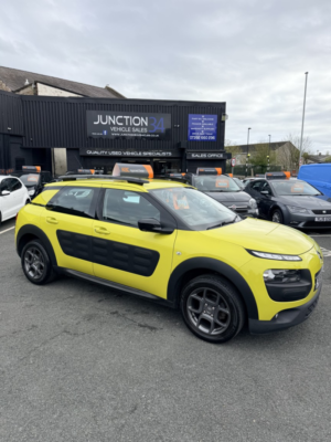 2016 Citroen C4 Cactus 1.2 Puretech Feel in Yellow — image 4