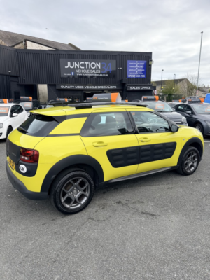 2016 Citroen C4 Cactus 1.2 Puretech Feel in Yellow — image 5