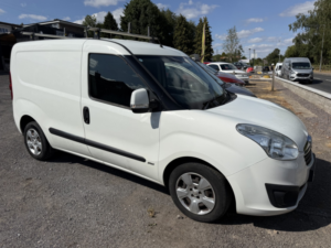 2017 Vauxhall Combo 1.3 in White — image 2