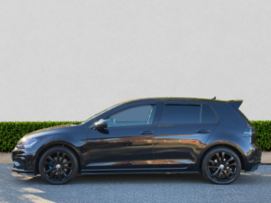 2019 Volkswagen Golf 1.5 Tsi Evo R-Line Edition Hatchback 5dr Petrol DSG Euro 6 (s/s) (150 Ps) in Black — image 4