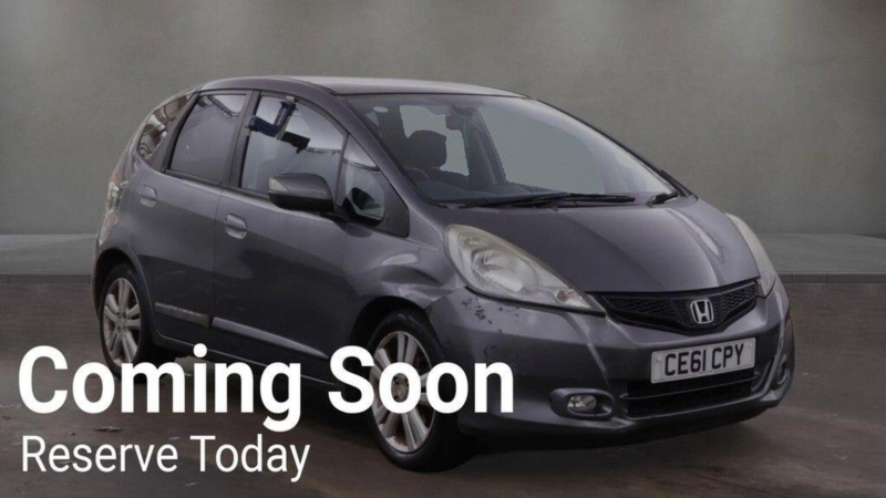 2011 Honda Jazz 1.4 I-Vtec Ex CVT Euro 5 5dr in Grey — image 1