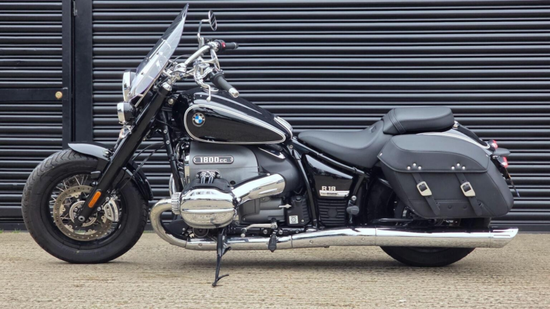 2021 BMW R 18 Classic 1800 Euro 5 in Black — image 1