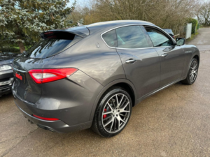2016 Maserati Levante 3.0 D V6 in Grey — image 3