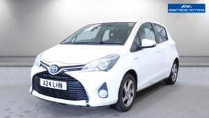 2015 Toyota Yaris 1.5 Vvt-H Icon E-CVT Euro 6 5dr in White — image 3