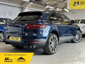 2016 Porsche Macan 3.0 Td V6 S Pdk 4WD Euro 6 (s/s) 5dr in Blue — image 4