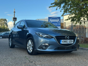 2016 Mazda Mazda3 2.2 Skyactiv-D Se-L Nav in Blue — image 6