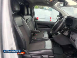2021 Peugeot Expert 2.0 Bluehdi 1400 Professional in White — image 2