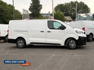 2021 Peugeot Expert 2.0 Bluehdi 1400 Professional in White — image 4