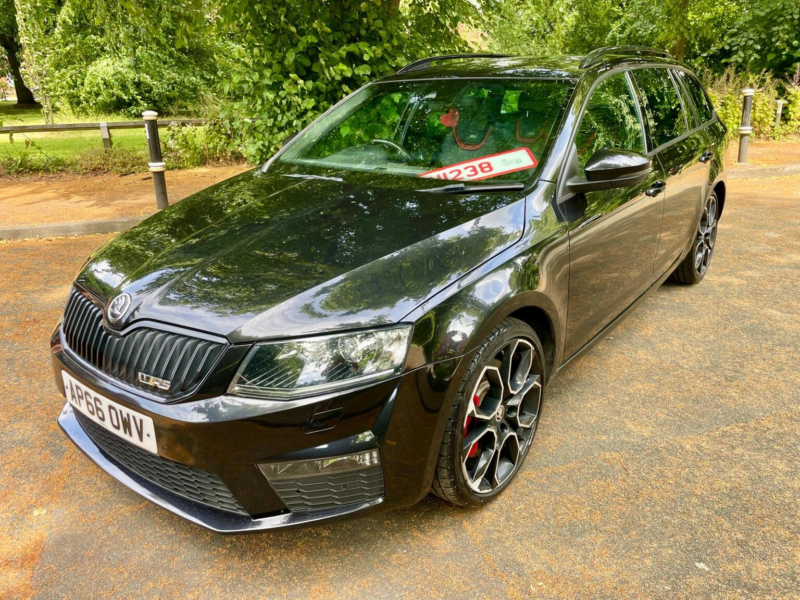 2016 Skoda Octavia 2.0 Tsi Vrs 230 Euro 6 (s/s) 5dr in Black — image 1