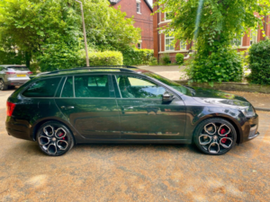2016 Skoda Octavia 2.0 Tsi Vrs 230 Euro 6 (s/s) 5dr in Black — image 4