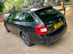 2016 Skoda Octavia 2.0 Tsi Vrs 230 Euro 6 (s/s) 5dr in Black — image 6