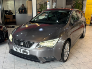 2017 SEAT Leon 1.2 Tsi Se Dynamic Technology in Grey — image 4