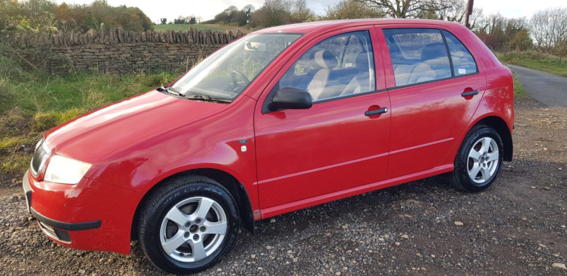 2003 Skoda Fabia 1.2 Htp Classic in Red — image 1