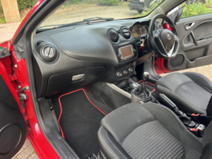 2015 Alfa Romeo Mito 0.9 Mito 875cc Tb Twinair 105 Bhp Junior in Red — image 3