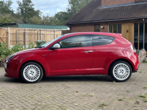 2015 Alfa Romeo Mito 0.9 Mito 875cc Tb Twinair 105 Bhp Junior in Red — image 5
