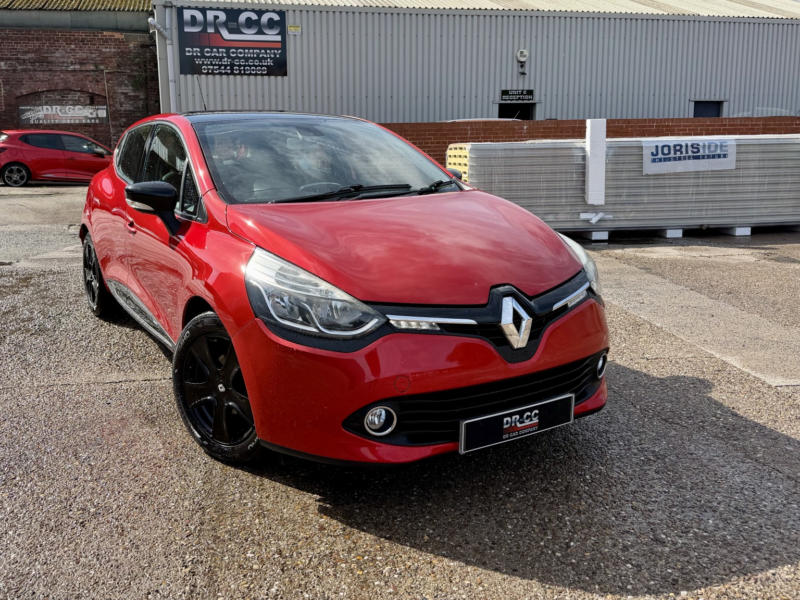 2016 Renault Clio 1.2 Dynamique Nav 1.2 16v 75 in Red — image 1