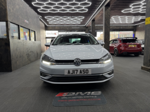 2017 Volkswagen Golf 2.0 Tdi Bluemotion Tech Gt in Silver — image 6
