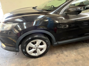 2015 Nissan Qashqai 1.5 Dci Tekna 2WD Euro 6 (s/s) 5dr in Black — image 2