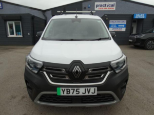 2025 Renault Kangoo Maxi E-Tech Ll21 Advance Auto Lwb 6dr 45kwh in White — image 2