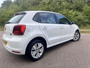 2016 Volkswagen Polo 1.2 Tsi Bluemotion Tech Se in White — image 3