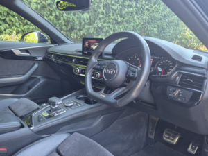 2019 Audi A4 2.0 Tfsi 35 Black Edition in Black — image 5