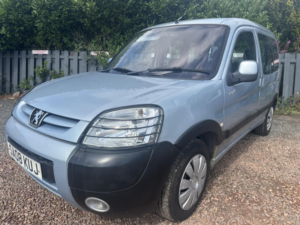 2008 Peugeot Partner 1.6 Hdi Escapade in Silver — image 5