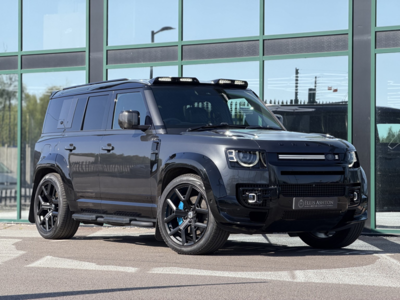 2021 Land Rover Defender 110 5.0 P525 V8 in Grey — image 1