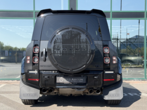 2021 Land Rover Defender 110 5.0 P525 V8 in Grey — image 6