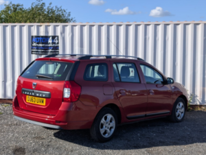 2013 Dacia Logan Mcv 0.9 Tce Laureate in Red — image 5