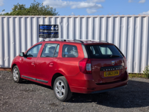 2013 Dacia Logan Mcv 0.9 Tce Laureate in Red — image 6
