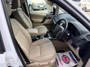 2013 Land Rover Freelander 2 2.2 Td4 Xs 4WD Euro 5 (s/s) 5dr in White — image 6
