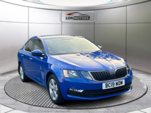2019 Skoda Octavia 1.0 Tsi Se Technology DSG Euro 6 (s/s) 5dr in Blue — image 4