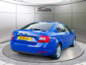 2019 Skoda Octavia 1.0 Tsi Se Technology DSG Euro 6 (s/s) 5dr in Blue — image 6