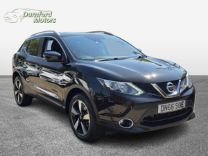 2016 Nissan Qashqai 1.5 Dci N-Connecta in Black — image 3