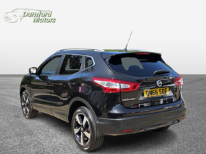 2016 Nissan Qashqai 1.5 Dci N-Connecta in Black — image 6