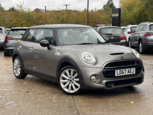2017 MINI Hatch