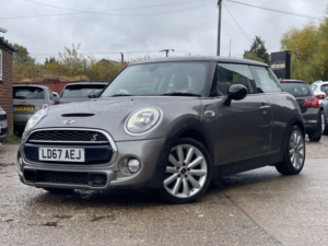 2017 MINI Hatch 2.0 Cooper S 3-Door Hatch in Silver — image 5