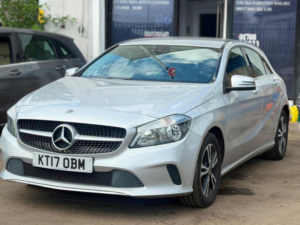 2017 Mercedes-Benz A Class 1.6 A180 Se 7g-Dct Euro 6 (s/s) 5dr in Silver — image 3