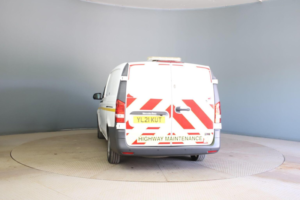 2021 Mercedes-Benz Vito 1.7 114 Cdi Progressive Fwd L2 Euro 6 (s/s) 5dr (lwb) in White — image 3