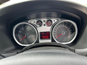 2009 Ford Focus 1.6 Zetec 5dr in Silver — image 6