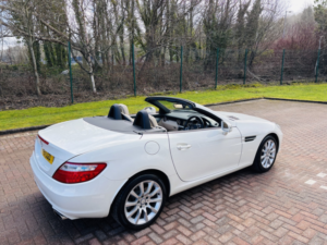 2012 Mercedes-Benz Slk Mercedes-Benz Slk 1.8 Slk200 Blue Efficiency G-Tronic in White — image 6