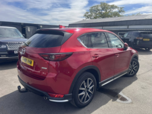 2018 Mazda Cx-5 2.2 Skyactiv-D Sport Nav in Red — image 4