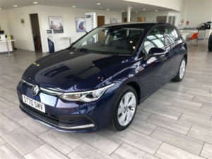 2020 Volkswagen Golf 1.5 Etsi Mhev Style in Blue — image 6