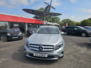 2014 Mercedes-Benz Gla 2.0 Gla250 Se in Silver — image 4