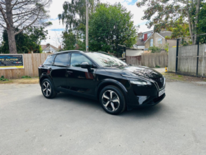 2024 Nissan Qashqai 1.3 Dig-T Mhev N-Connecta Xtron Euro 6 (s/s) 5dr in Black — image 5