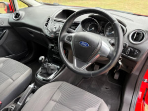 2017 Ford Fiesta 1.25 Zetec Euro 6 3dr in Red — image 2