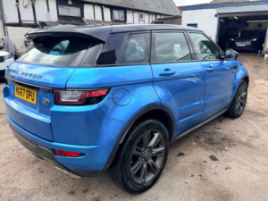2017 Land Rover Range Rover Evoque Td4 Landmark in Blue — image 4
